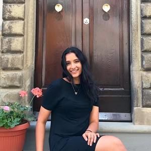 Meet your Posher, Sanjana